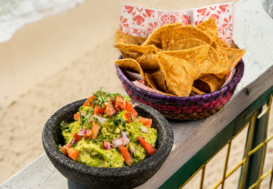 Guacamole con totopos de Señor Frog’s Cozumel International SSA
