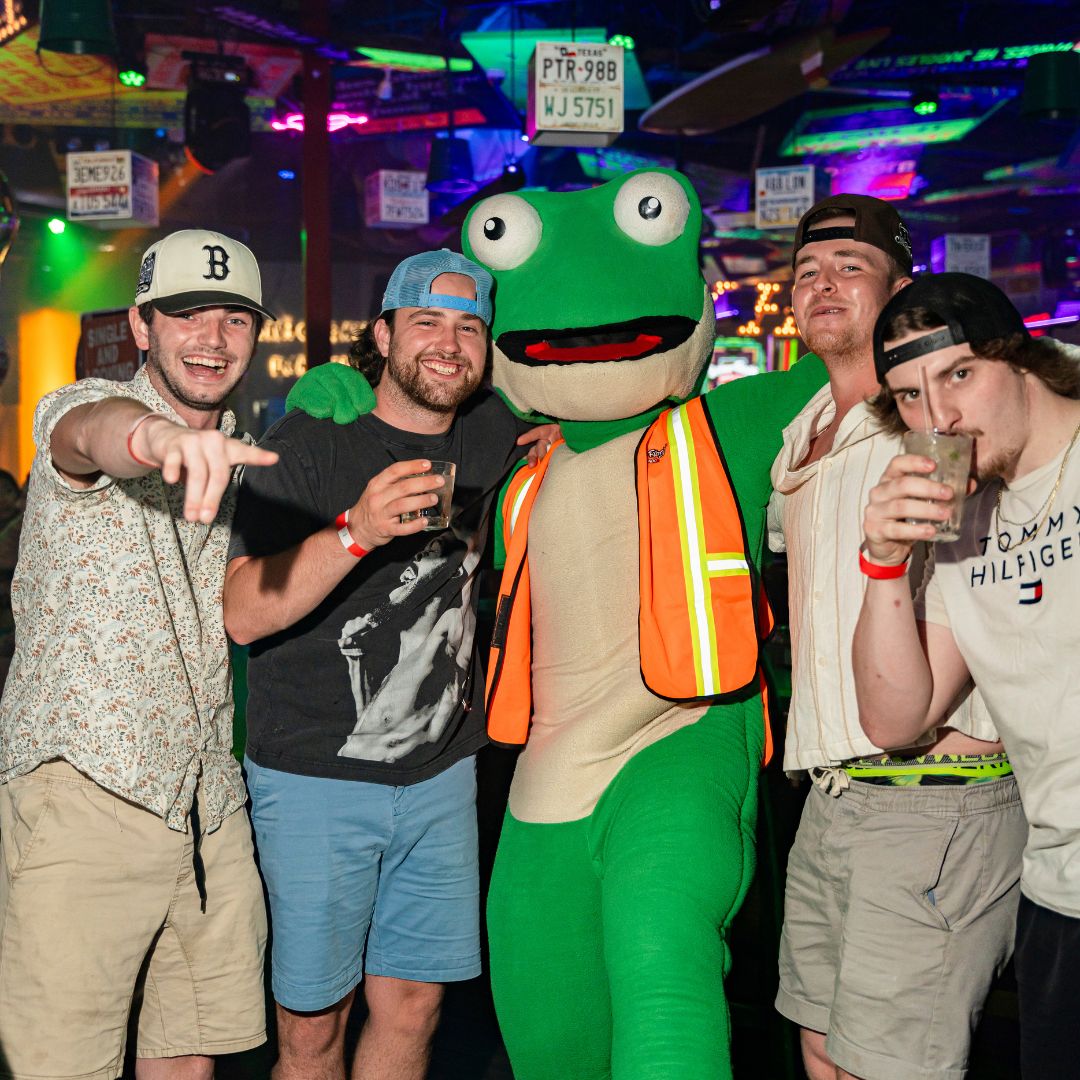 El ambiente de fiesta en Señor Frog’s Orlando