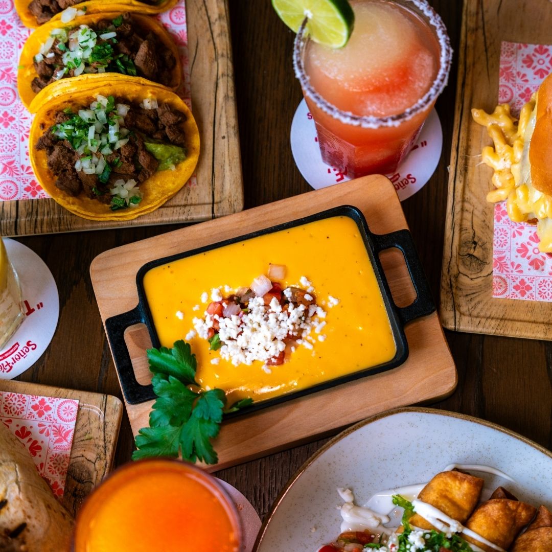 mexican-food-and-fiesta-puerto-vallarta-senor-frogs