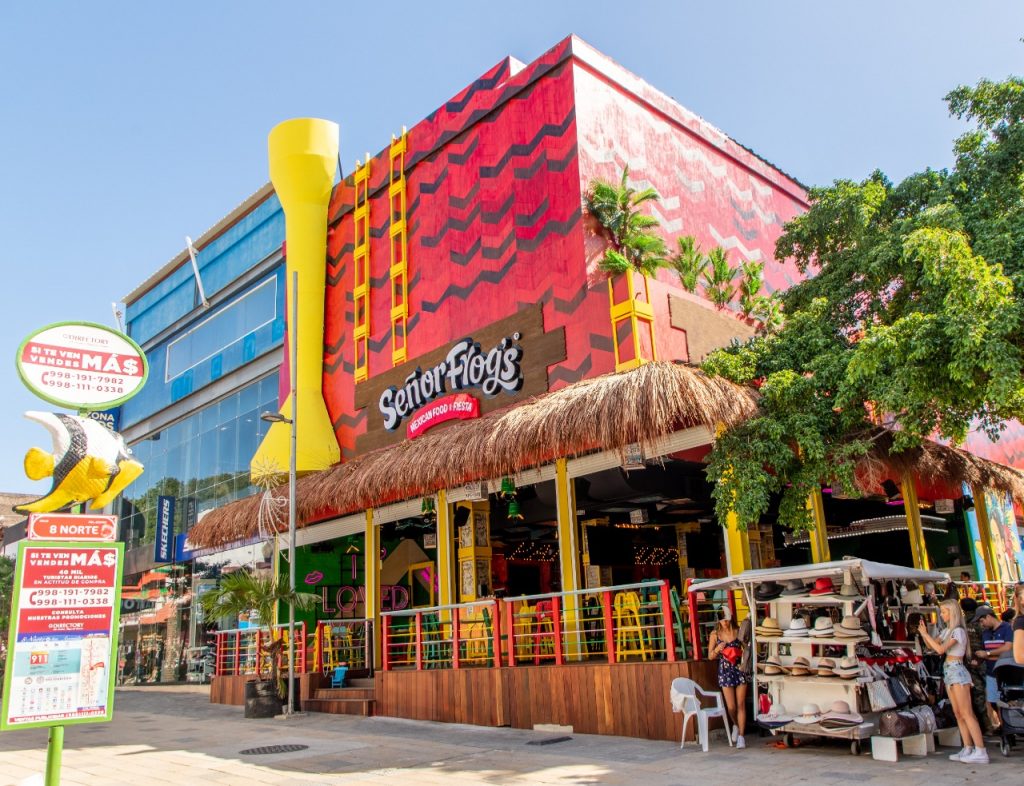 CONOCE LAS 3 LOCACIONES DE SEÑOR FROG’S EN PLAYA DEL CARMEN Señor Frog's
