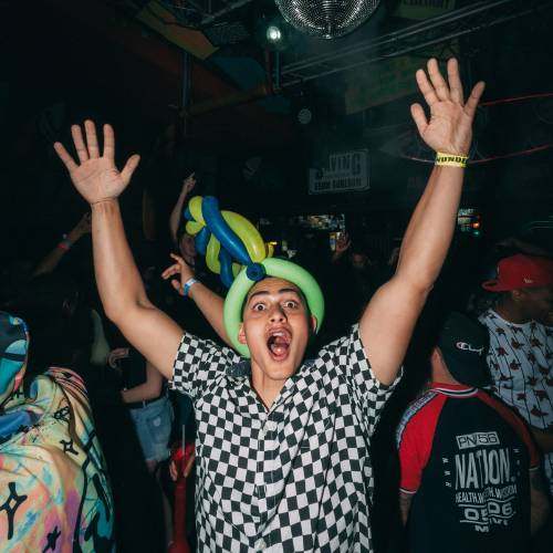 xr:d:DAF_UkrtHa4:41,j:7140880028146815002,t:24032521