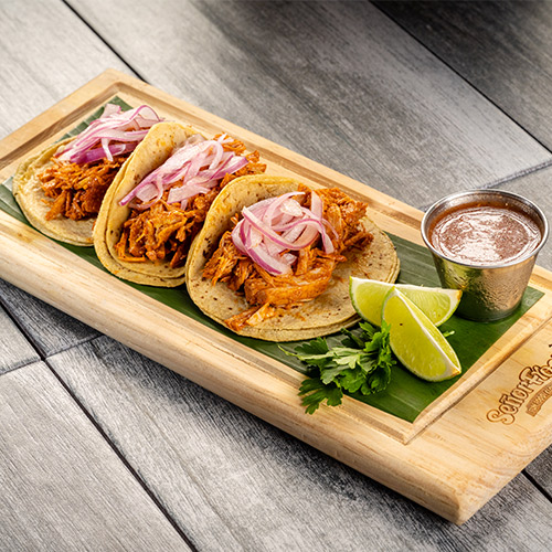 tacos cochinita