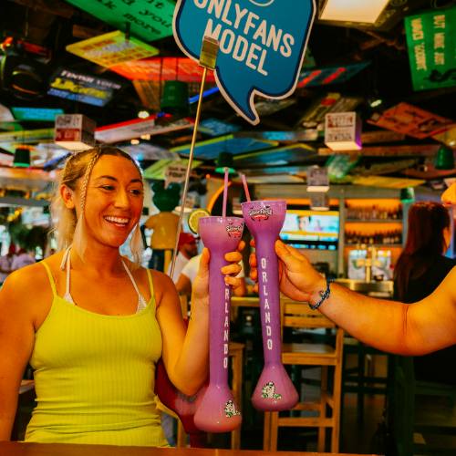 xr:d:DAF_UkrtHa4:28,j:171559591982872246,t:24032518