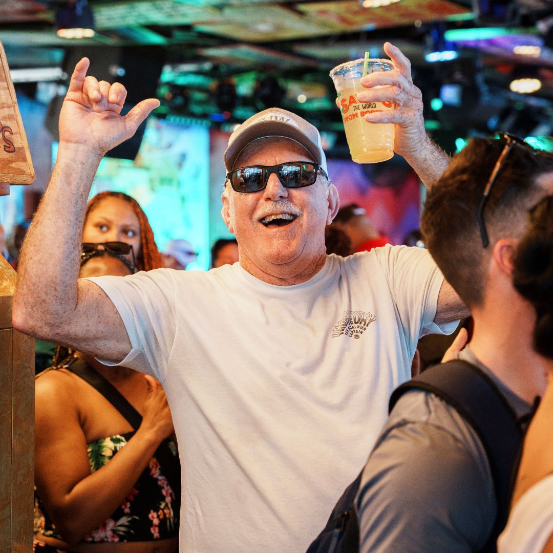 the-best-spot-in-playa-del-carmen-senor-frogs (9)